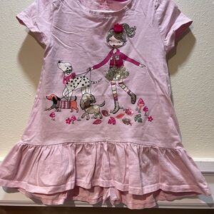 Isaac Mizrahi Pink and White Girl's shirt. Size 5/6